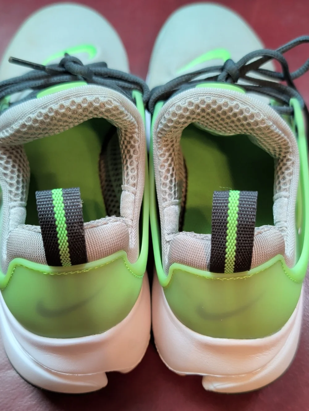 Nike Neon Green Athletic Sneakers Boy's Size 6 Y
